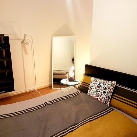 Bed and Breakfast Budget House In Gants Hill à Ilford Extérieur photo